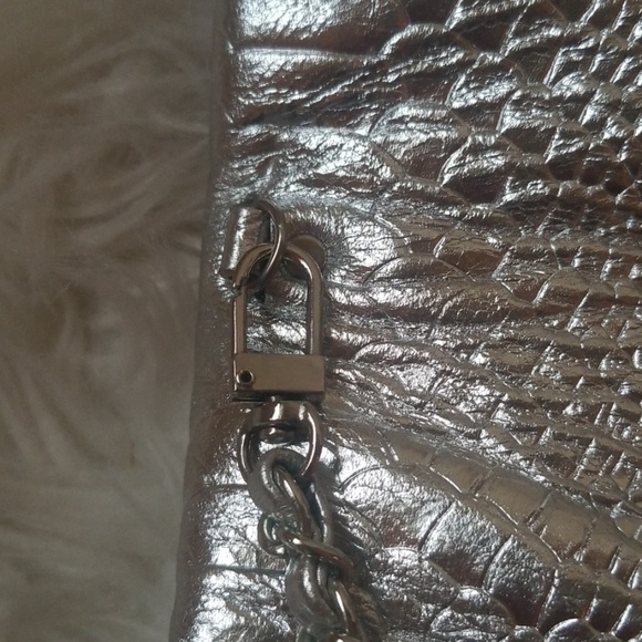 Silver Metallic Snakeskin Stamped Large Party Bag - Picture 6 of 8